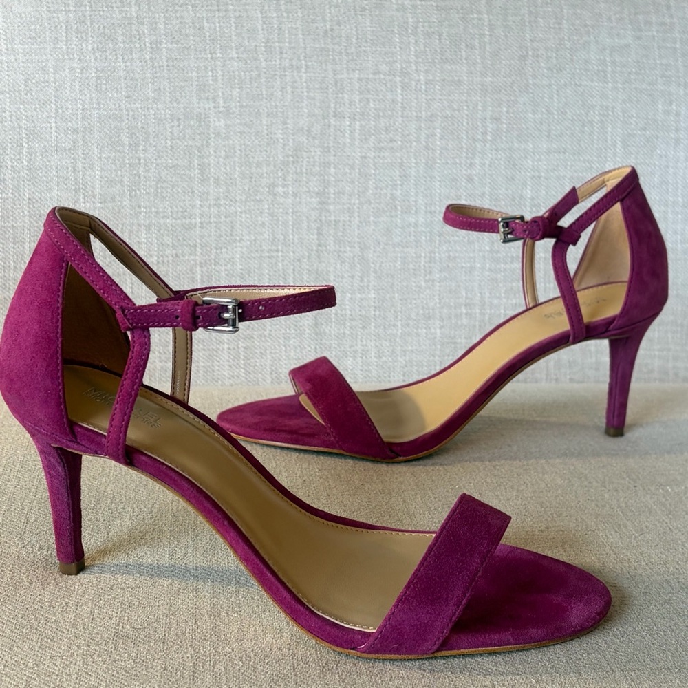 Michael Kors Size 9 Simone Mid Sandal Heel in Garnet Purple Suede